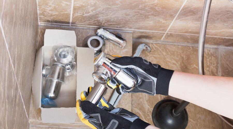 Professional gutter cleaning in Summerton, SC